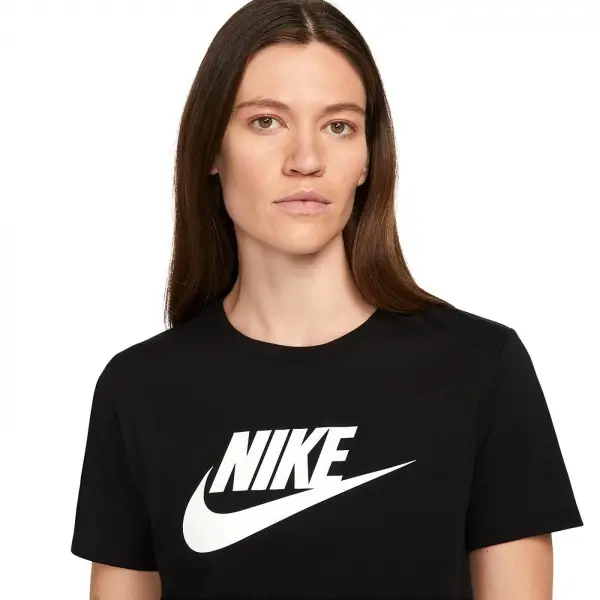 Nike Sportswear Essential Kadın Siyah Günlük Stil T-Shirt -  DX7906-010