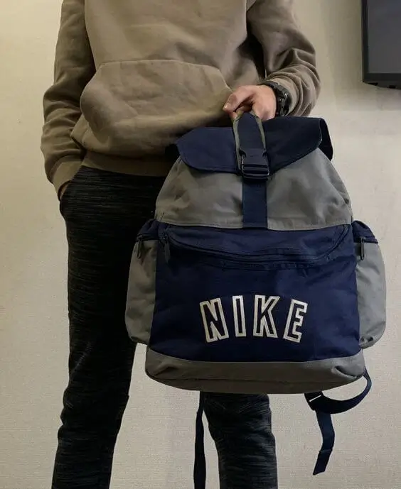 Nike sırt çantası seçerken nelere dikkat edilmeli?